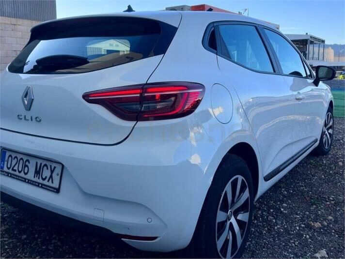 RENAULT Clio Techno Blue dCi