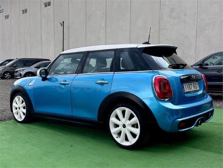 MINI COOPER SD 5 PUERTAS automatico