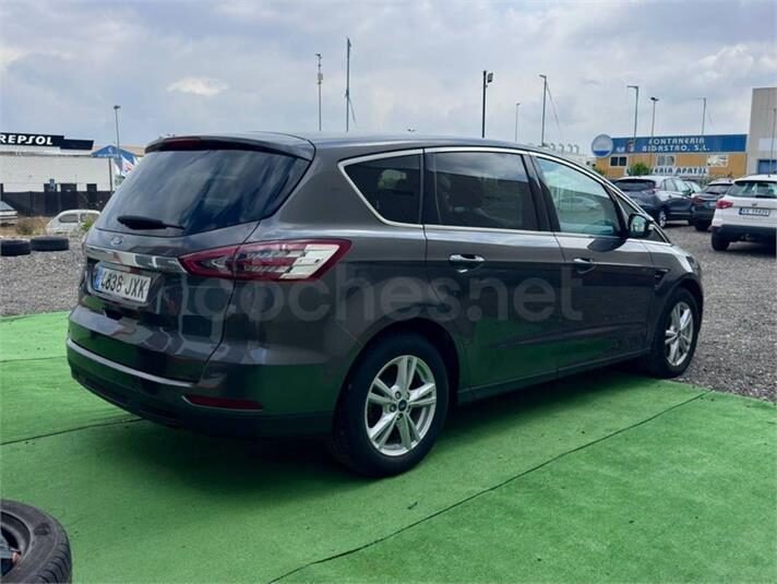 FORD S-MAX 2.0 TDCi Titanium
