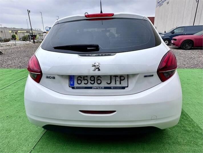 PEUGEOT 208 ALLURE 1.2L PureTech