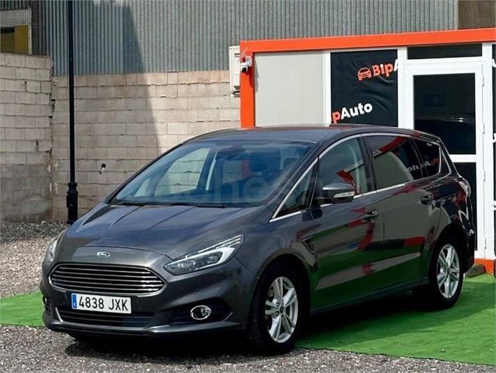 FORD S-MAX 2.0 TDCi Titanium