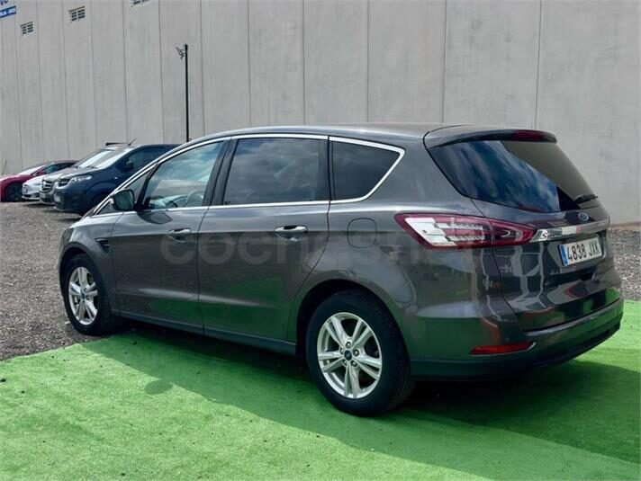 FORD S-MAX 2.0 TDCi Titanium
